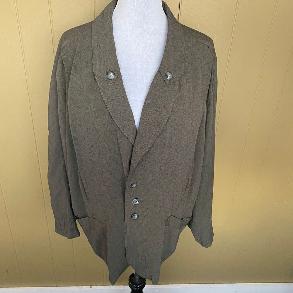 Mr Mr women vintage size 3 three button crepe blazer khaki